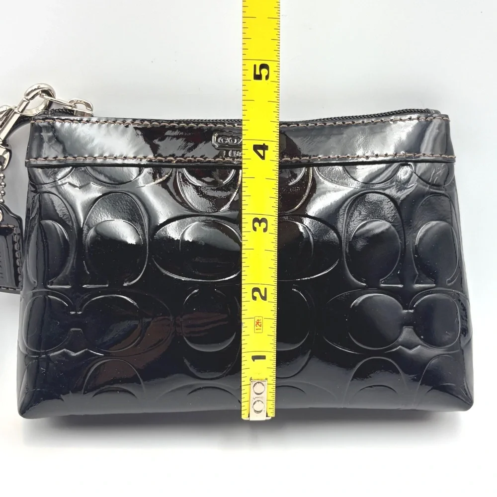 Coach Wristlet Black Patent Leather‎ Signature C Embossed Monogram
